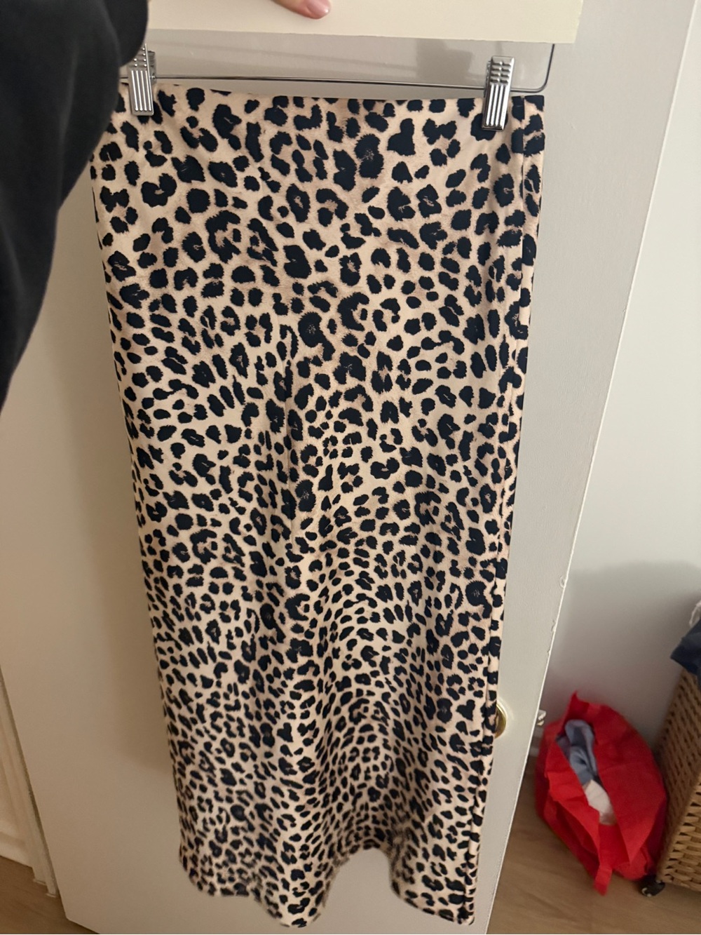 Zara Satin Effect Midi Skirt - Leopard - XS - Picture 4 of 8